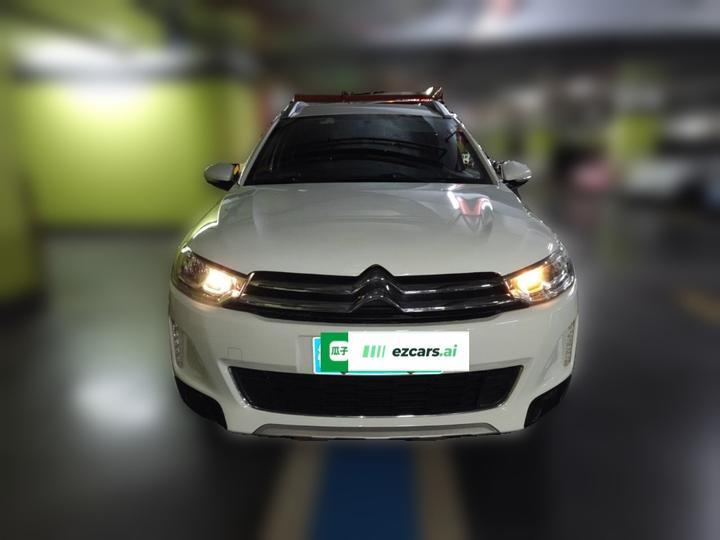 C3-XR 2015 1.6THP AT Smart photo 2