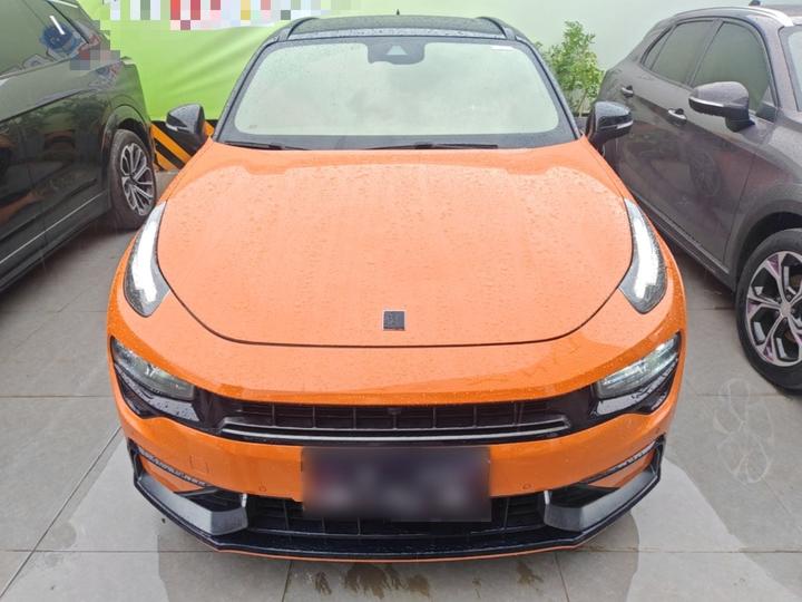 02 Hatchback 2021 2.0TD Halo photo 2
