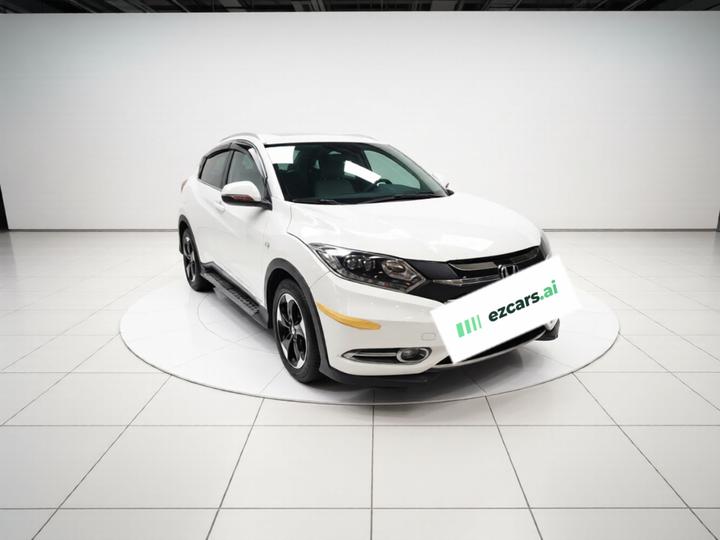 Vezel 2017 1.8L CVT RWD Pioneer photo 3