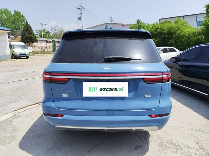 Li Auto ONE 2021 EREV 6-Seater photo 3