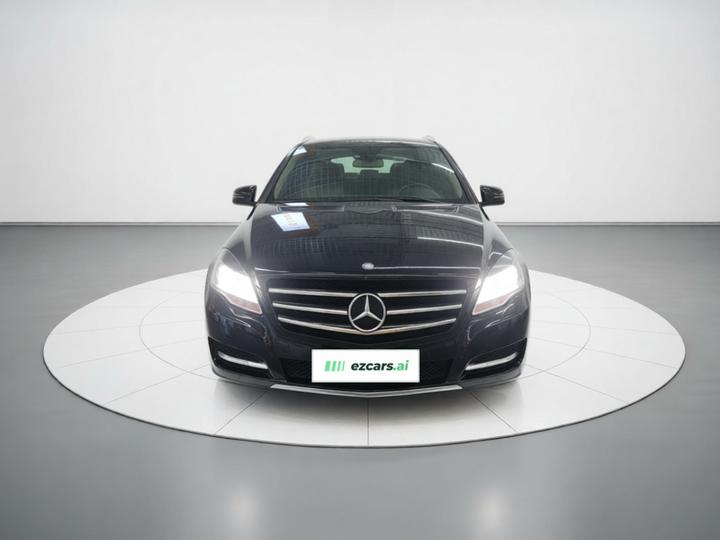 R-Class 2017 R 320 4MATIC Business Edition photo 2
