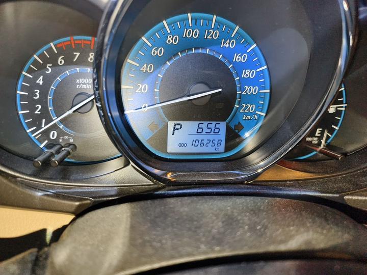 YARiS L 2014 1.5GS AT photo 2