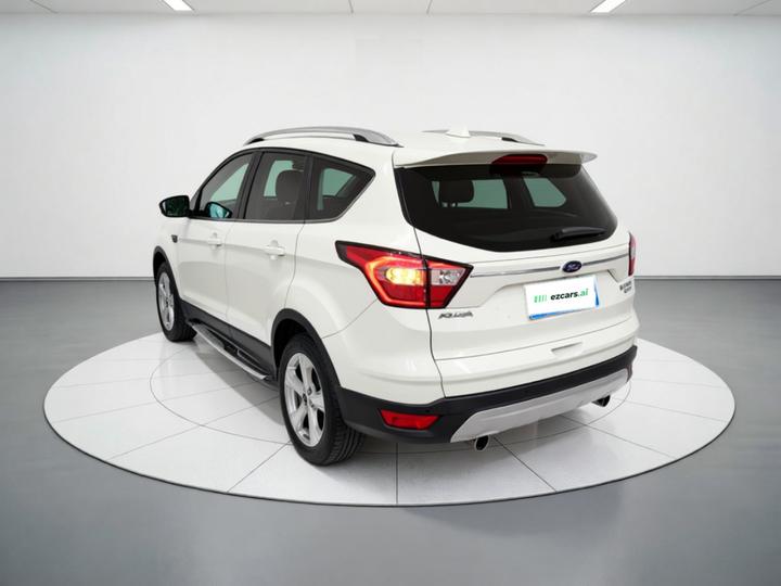 Kuga 2017 EcoBoost 180 RWD photo 4