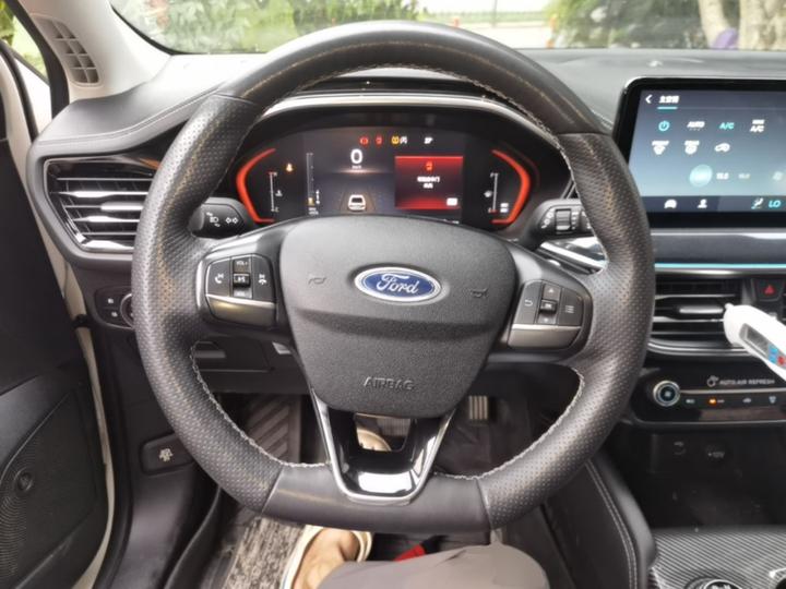 Focus 2021 Hatchback EcoBoost 180 AT photo 6