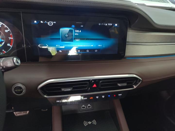 X90 PLUS 2023 Facelift 1.6TD DCT 7-Seater photo 8