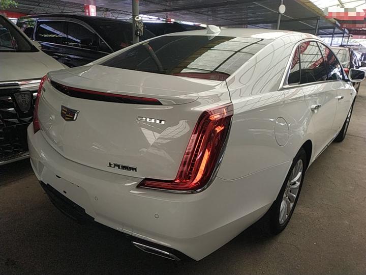 XTS 2018 28T Tech photo 6