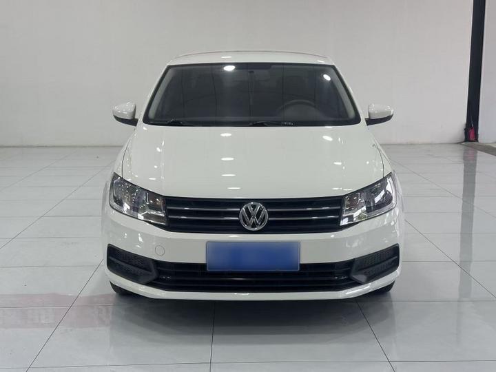 Santana 2021 1.5L AT photo 2