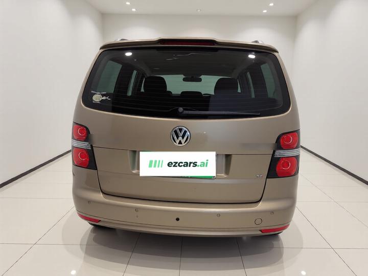 2015 1.4T DSG Comfort 5-Seater photo 5