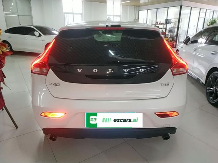 V40 2017 T4 photo 5