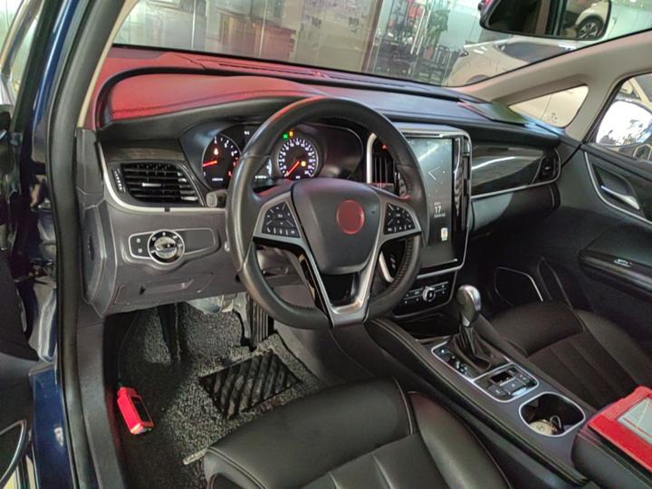 Song MAX 2017 1.5T AT Connected Premium 7-Seater photo 4