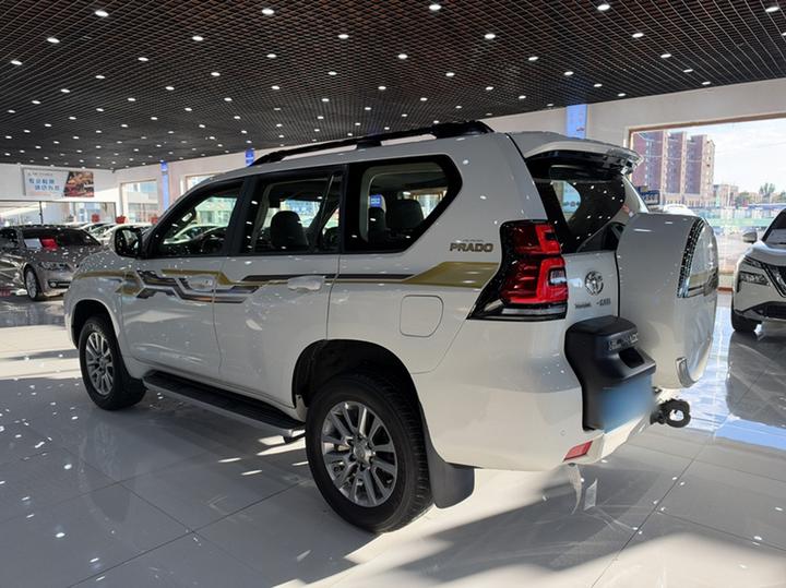 Prado 2018 3.5L AT TX-L photo 4