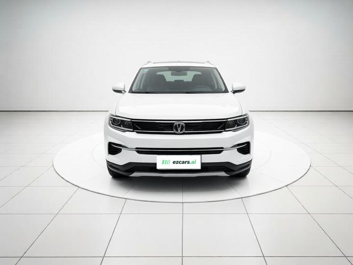 CS35PLUS 2019 1.6L AT photo 2