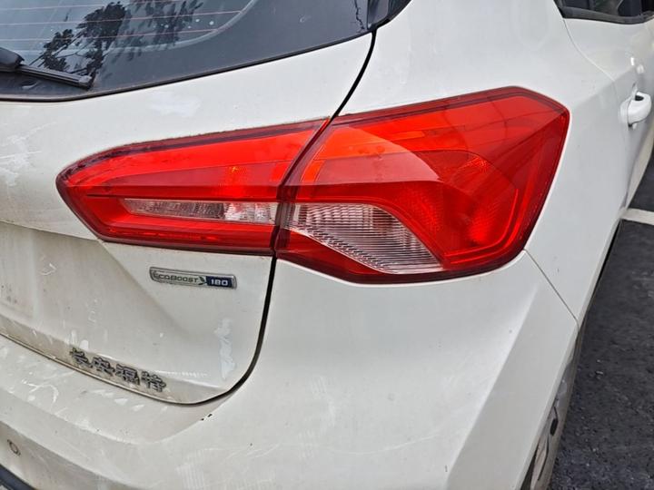 Focus 2021 Hatchback EcoBoost 180 AT photo 7