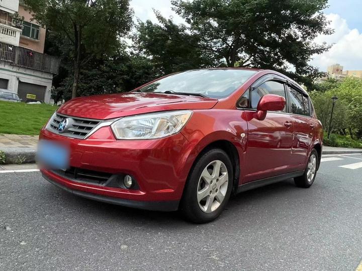 R50 2013 1.6L AT Luxury