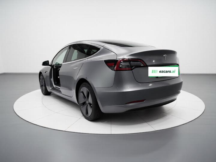 Model 3 Imported 2019 Standard Range RWD Upgraded photo 4
