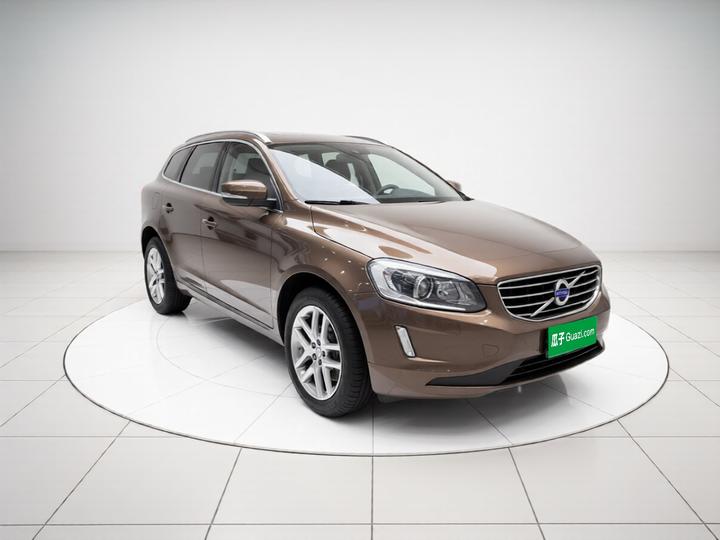 XC60 2017 T5 Upgraded photo 3