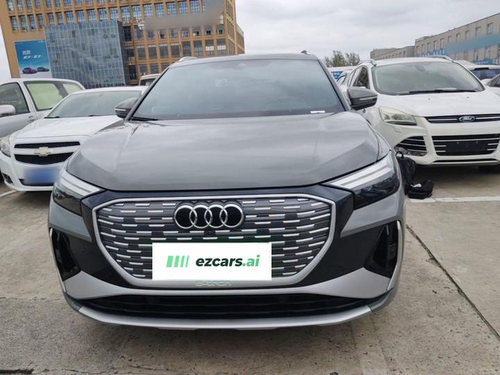 Q4 e-tron 2023 40 e-tron photo 2