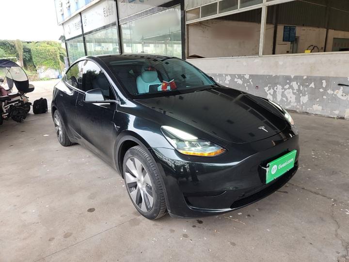 Model Y 2022 Facelift RWD photo 3