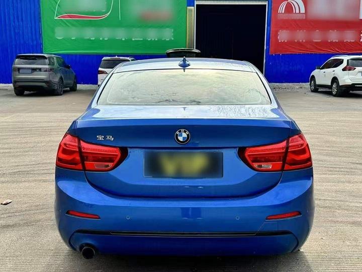 1 Series 2017 118i Sport photo 4