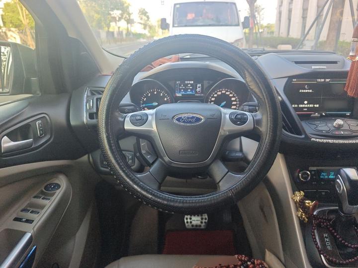 Kuga 2013 1.6L GTDi AWD Elite photo 7