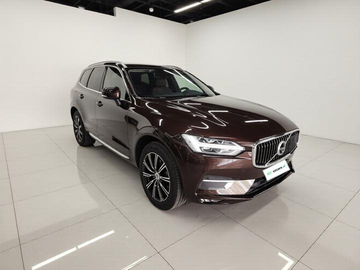 XC60 2020 T5 AWD Luxury photo 3