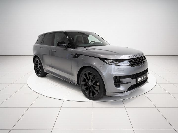 Range Rover Sport 2023 400PS Dynamic HSE photo 3