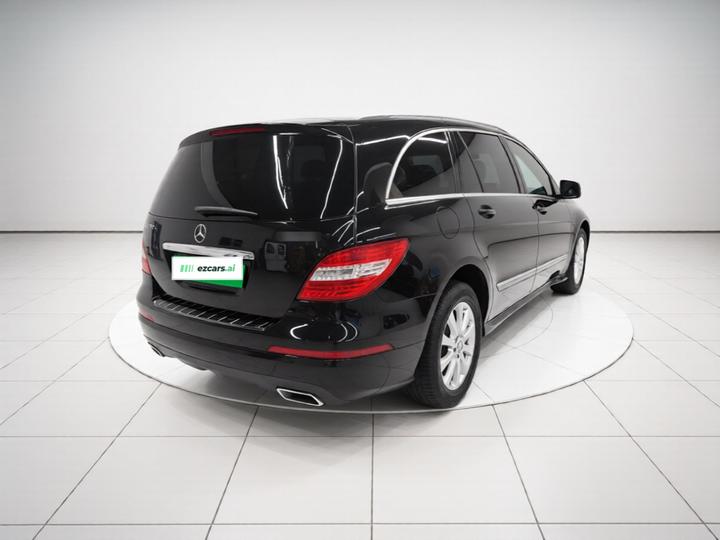 R-Class 2017 R 320 4MATIC Business Edition photo 4