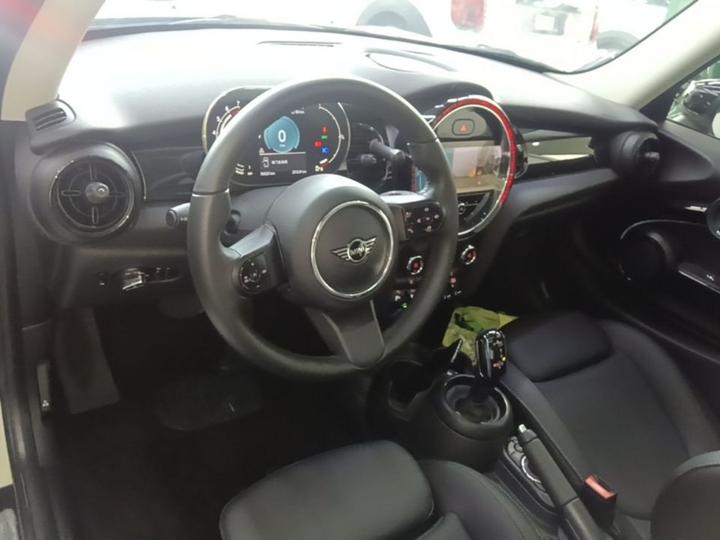 2022 Facelift 1.5T COOPER Classic photo 5