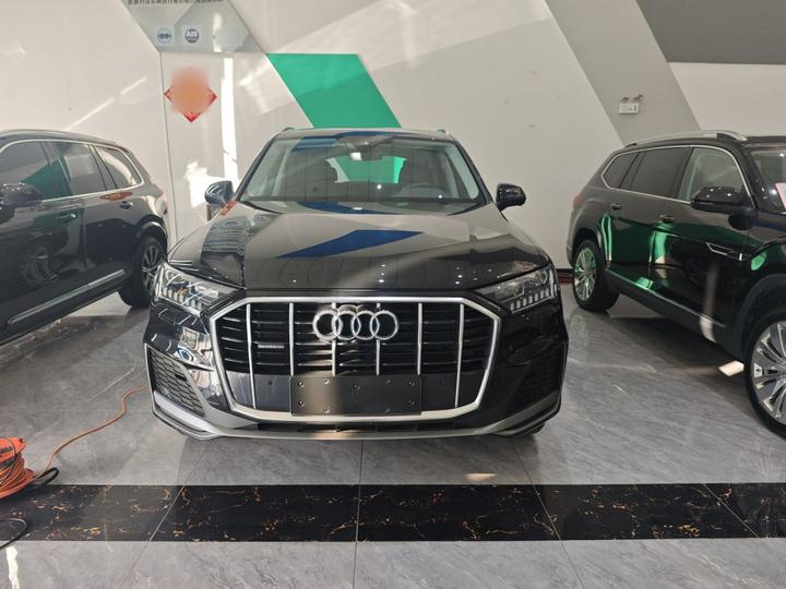 Q7 2024 45 TFSI quattro S line Sport photo 3