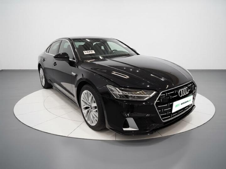 A7L 2022 45 TFSI S-line photo 3