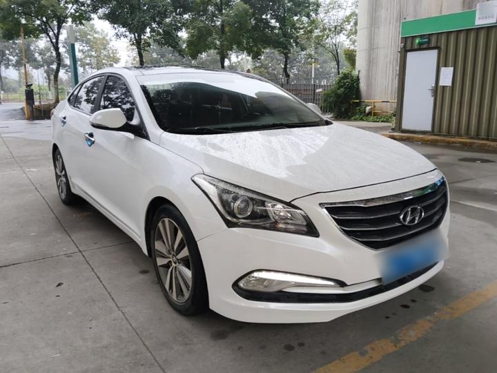 Mistra 2016 1.8L AT Premium DLX photo 3
