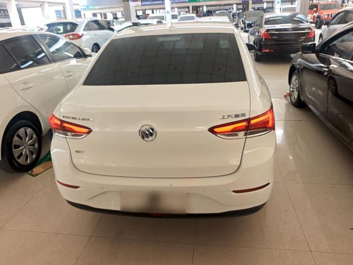 Excelle 2019 18T AT Elite China VI photo 3