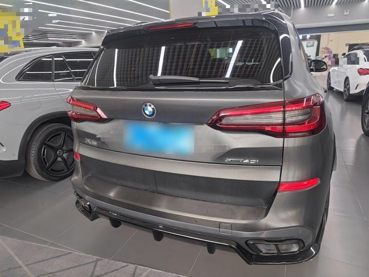 X5 Imported 2020 xDrive30i M Sport Package photo 3