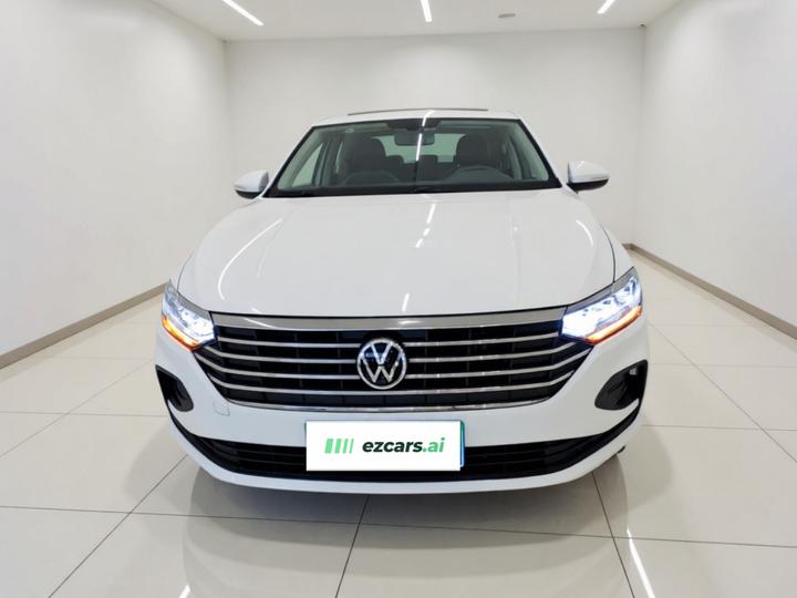 Lavida 2023 Facelift 1.5L AT photo 2