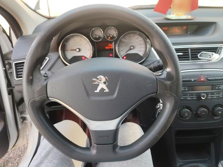 308 2014 Classic 1.6L MT photo 6