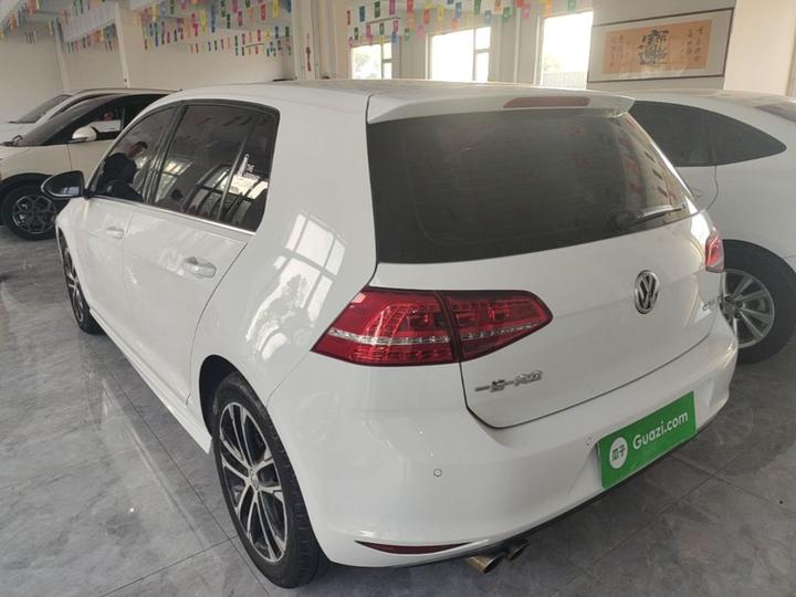 Golf 2016 230TSI AT Comfort photo 4