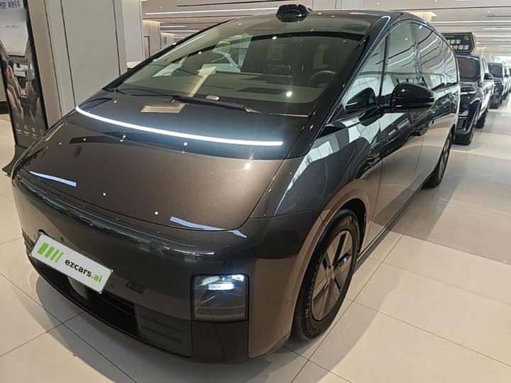 Li MEGA 2024 Ultra