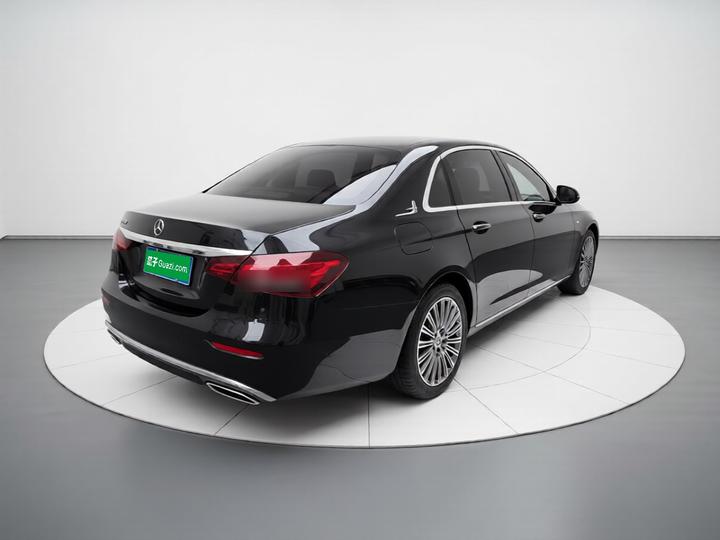 E-Class 2023 E 300 L Luxury photo 6