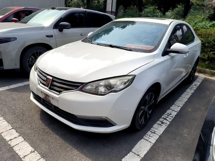 360 2017 1.5L AT Luxury