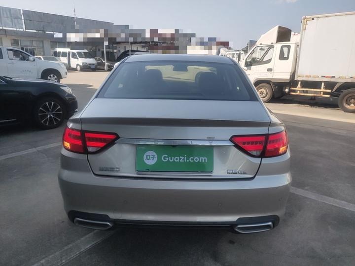 Emgrand GL 2018 1.4T MT Elite Connected photo 3