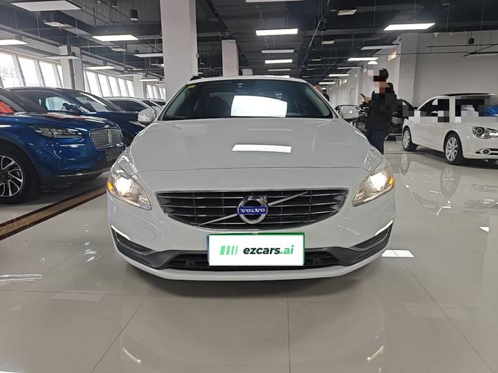 S60 2015 S60L T5 photo 2