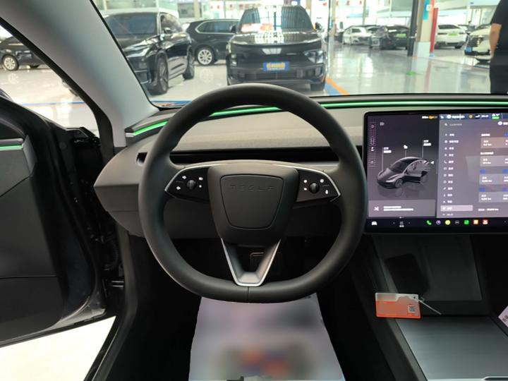 Model 3 2023 RWD photo 6