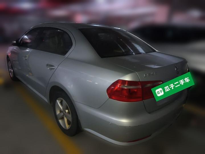 Lavida 2013 Facelift Classic 1.6L MT photo 4