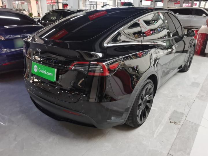 Model Y 2021 Standard Range RWD photo 4