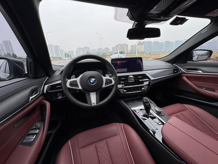 5 Series 2022 Facelift 530Li Leading M Sport Package photo 7