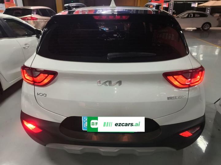 Stonic 2021 1.4L CVT photo 5