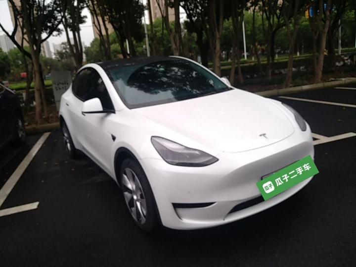 Model Y 2022 RWD photo 3