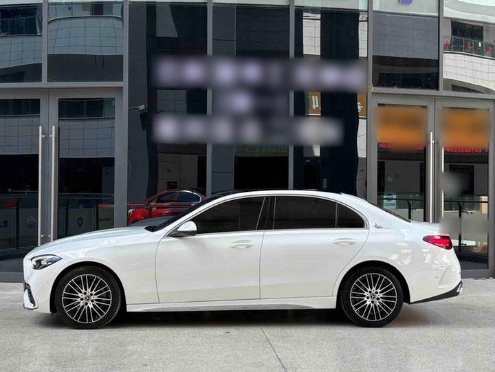C-Class 2024 Facelift C 260 L Sport photo 3