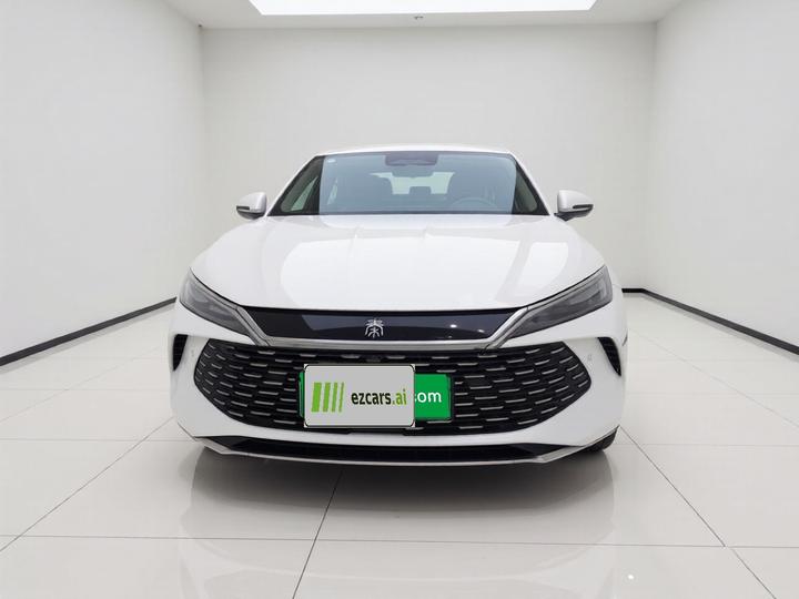 Qin L 2025 DM-i ADAS 80KM Leading photo 2