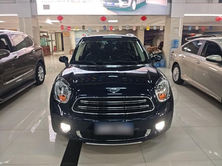 2014 1.6T COOPER ALL4 Fun photo 2